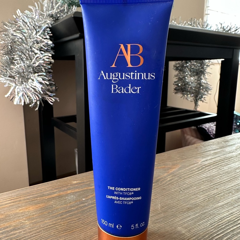 Blue Hair Conditioner with Copper Cap
